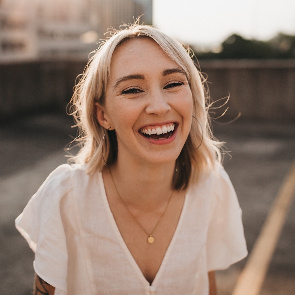 Meet your Posher, Brooke